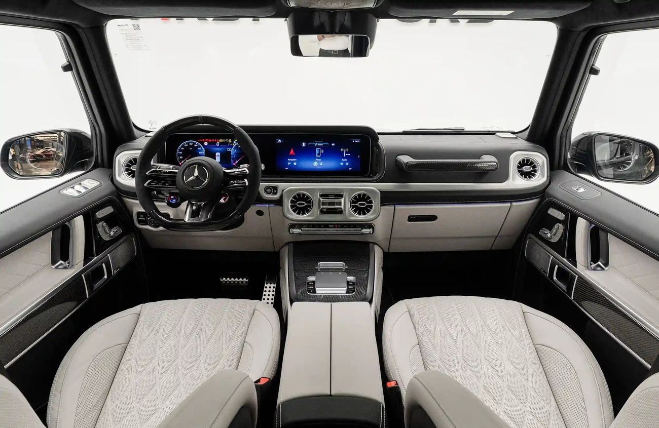 Mercedes-Benz G 63 AMG 4.0L V8 Twin-Turbocharged Engine + eMotor