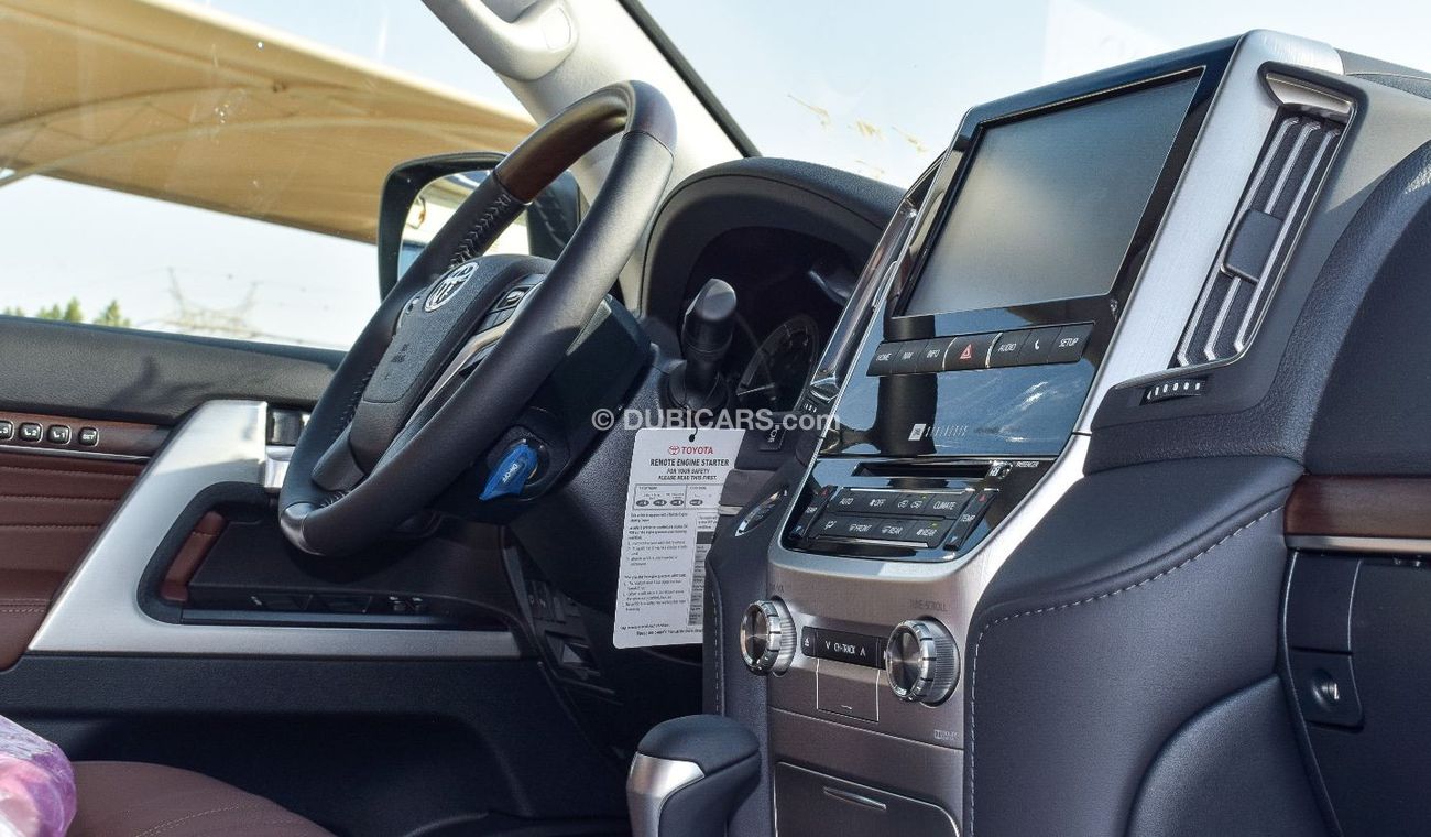 تويوتا لاند كروزر 5.7L Petrol VXS A/T Full Option