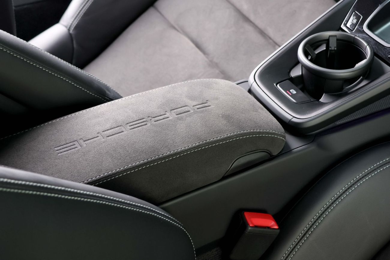 بورش 911 Dakar 3.0L (475 HP) Coupe