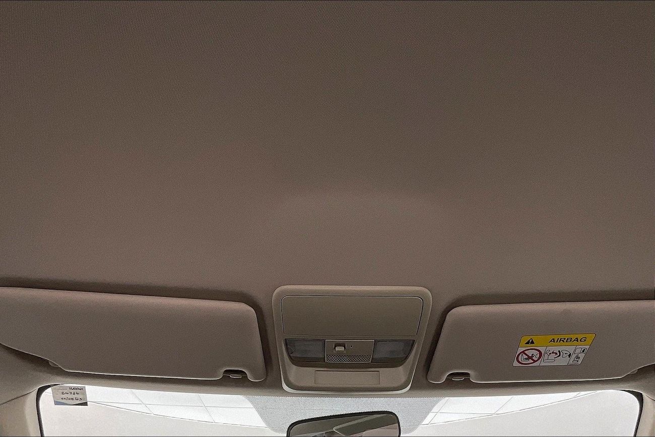 Mitsubishi Outlander GLX Midline