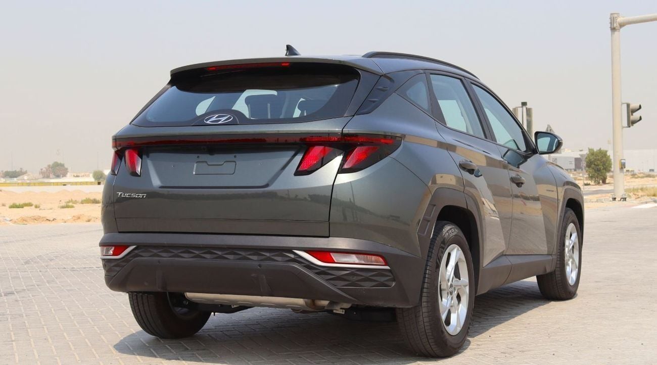 Hyundai Tucson Comfort 2.0L Hyundai Tucson 2024 model, GCC, in excellent condition, 2.0L engine, 29,000 km, price 7