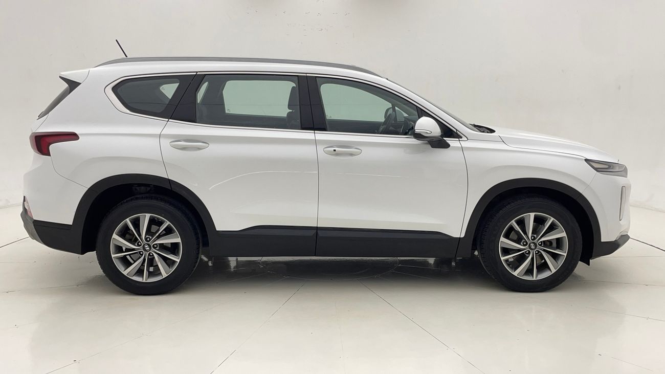 Hyundai Santa Fe GLS 2.4 | Zero Down Payment | Home Test Drive