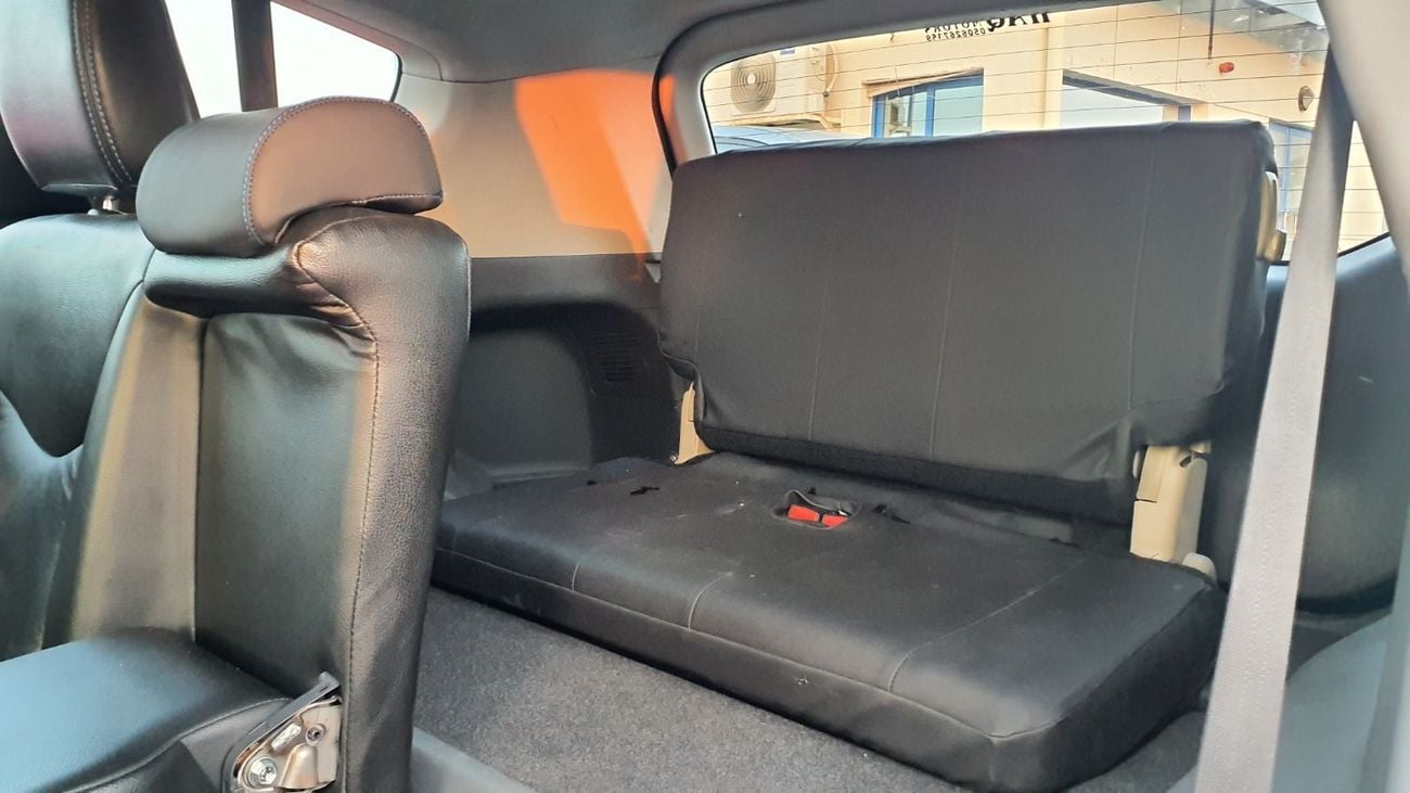 Toyota Prius Prius Alpha 7 Seater Orignal LHD