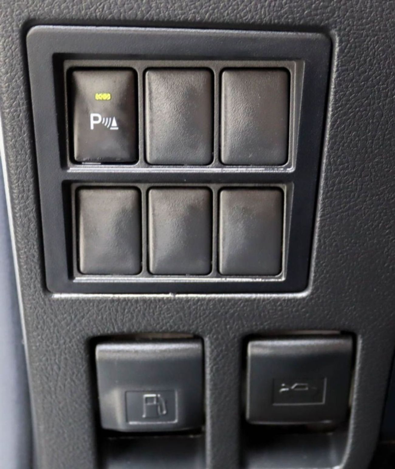 Toyota Fortuner 2.7L EXR Toyota Fortuner 2.7L | 2019 GCC Original Paint & Accident Free | excellent condition