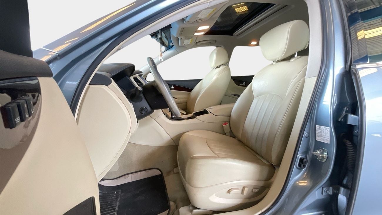Infiniti QX50 PREMIUM 3.7 4WD AUTO LUXURY LWB | Guaranteed Warranty | 0 Down Payment