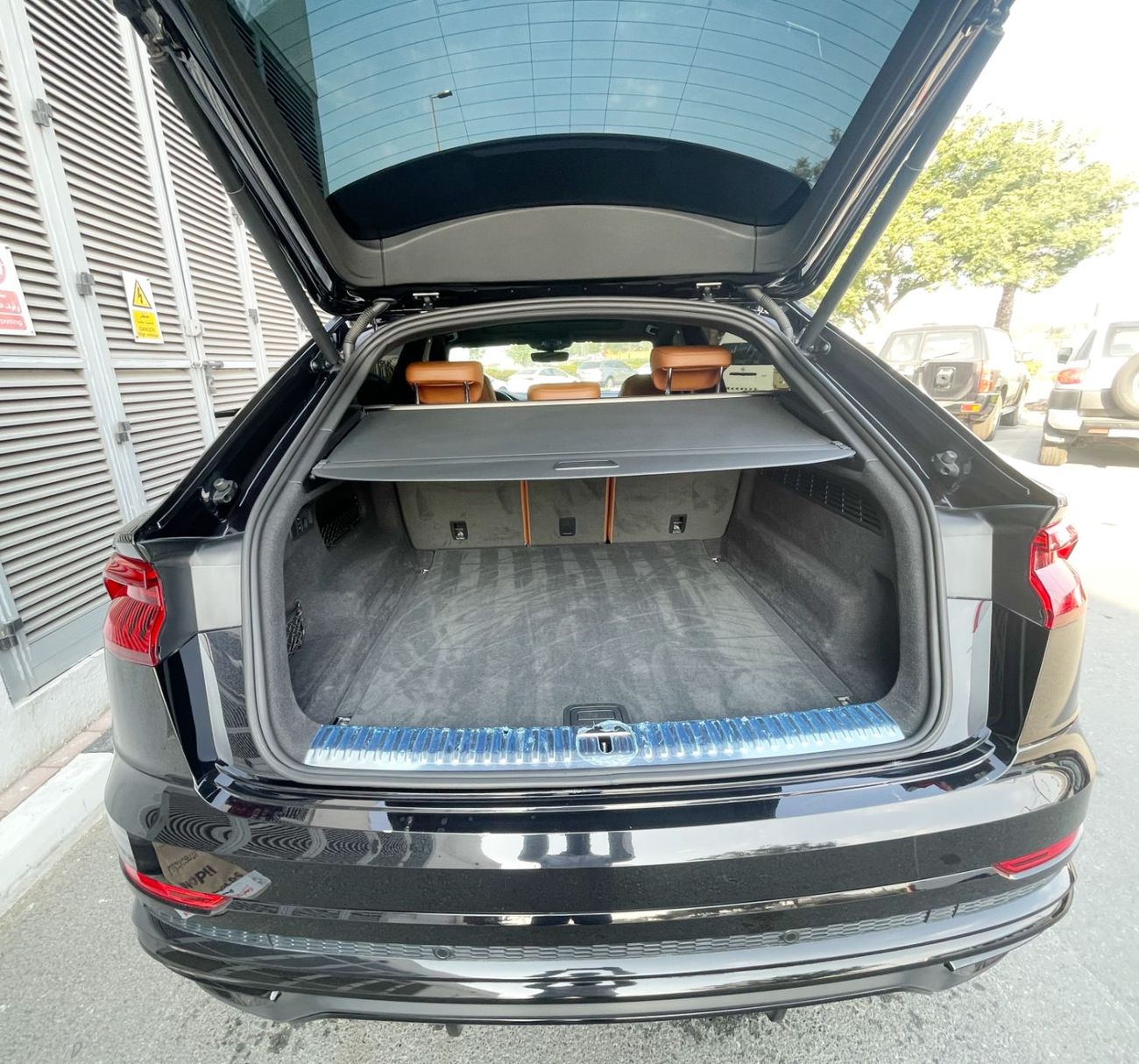 أودي Q8 55 TFSI quattro S-Line 3.0L (340 HP)