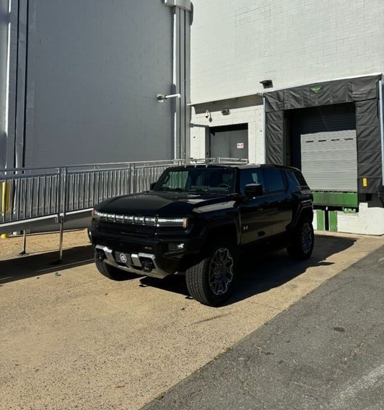 جي أم سي همر EV SUV 3X