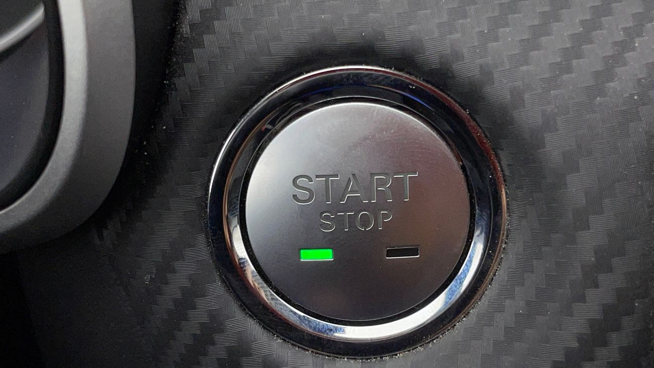 أم جي ZS STD 1.5 | بدون دفعة مقدمة | اختبار القيادة في المنزل