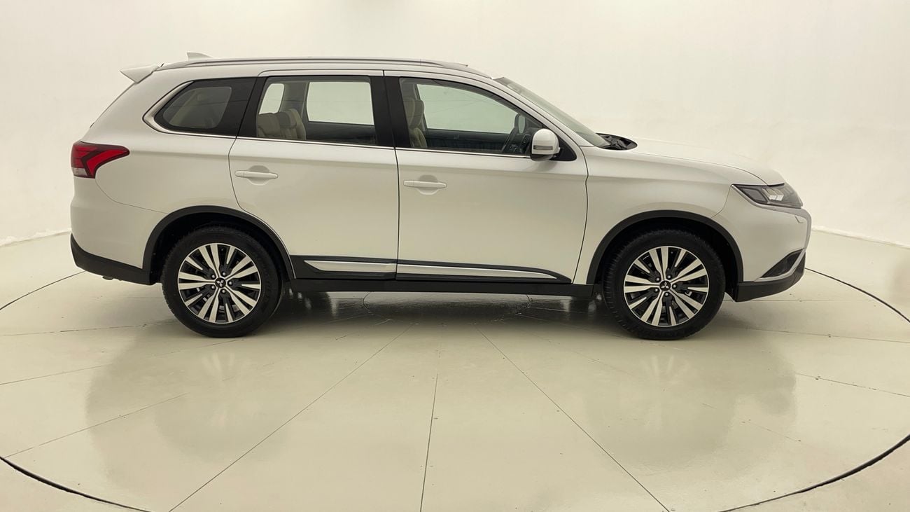 Mitsubishi Outlander GLX MIDLINE 2.4 | Zero Down Payment | Home Test Drive