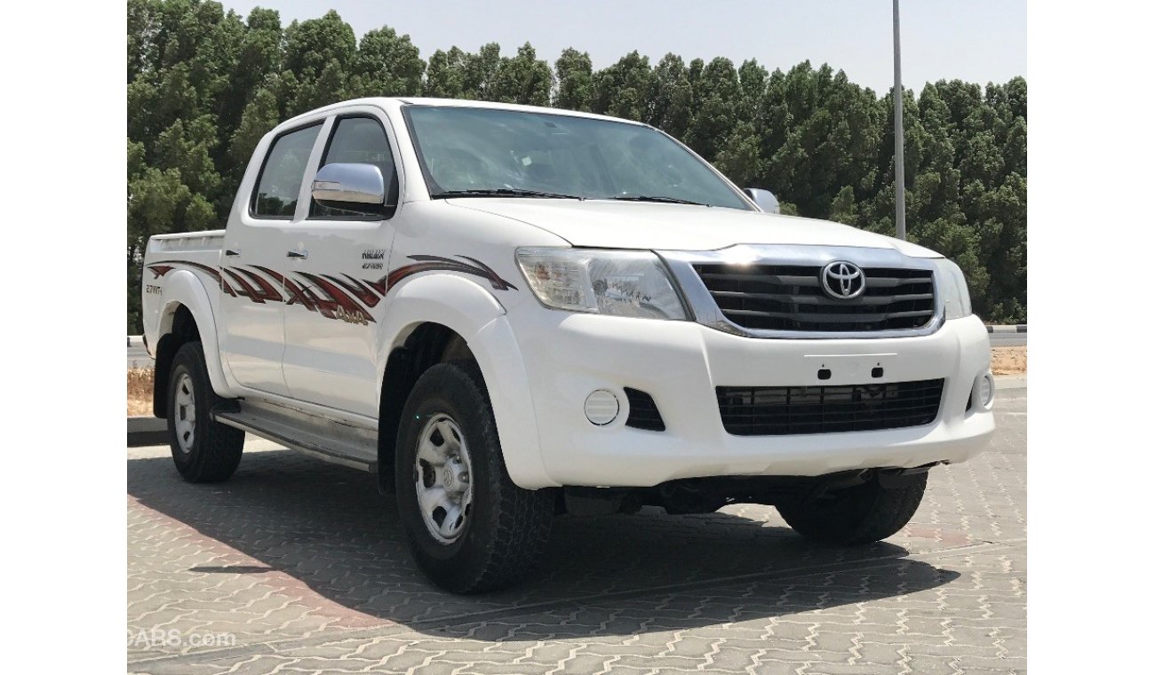 Toyota Hilux 2014 4X4 ref#52