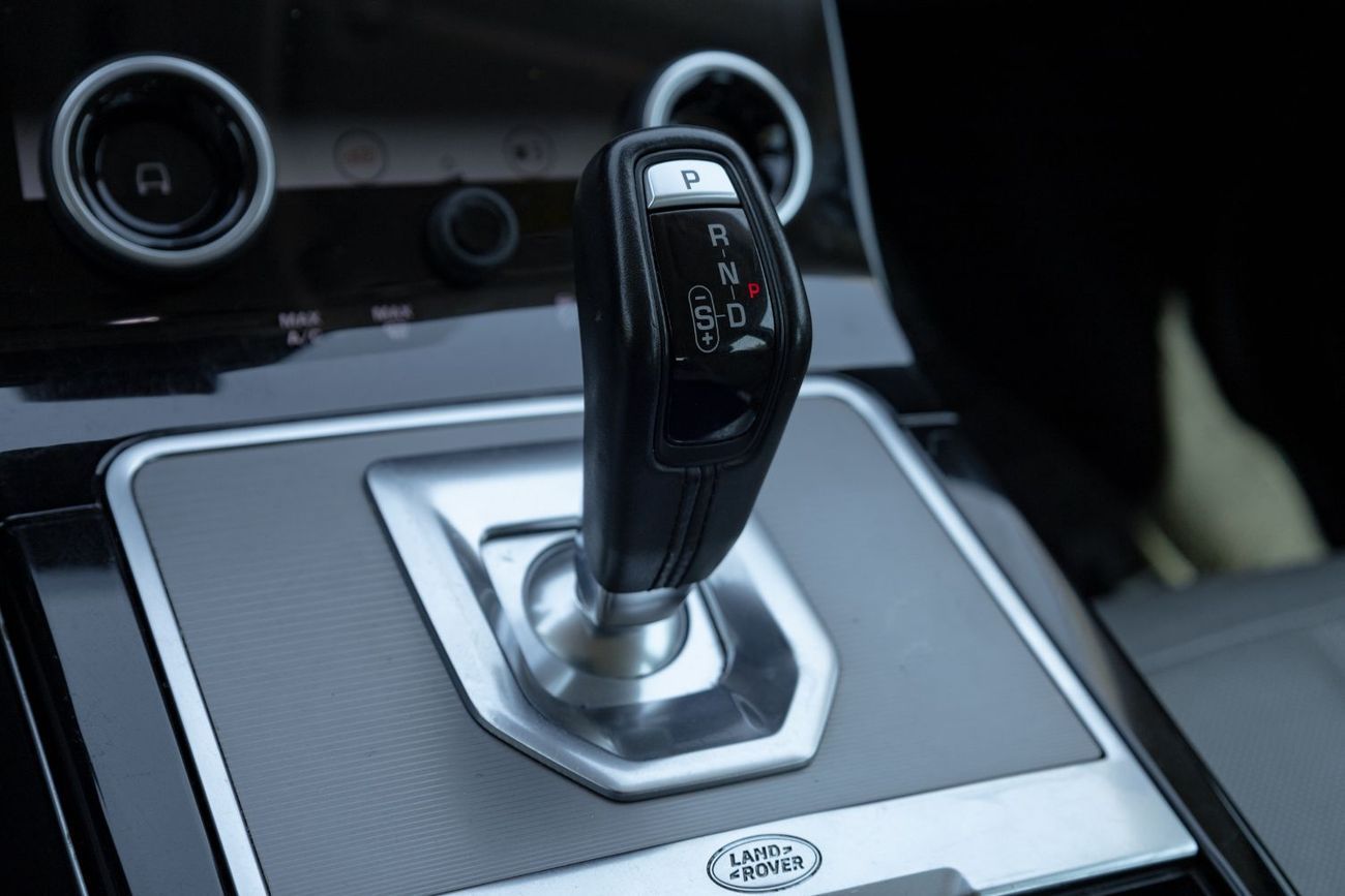 لاند روفر رانج روفر إيفوك P200 S 2.0L