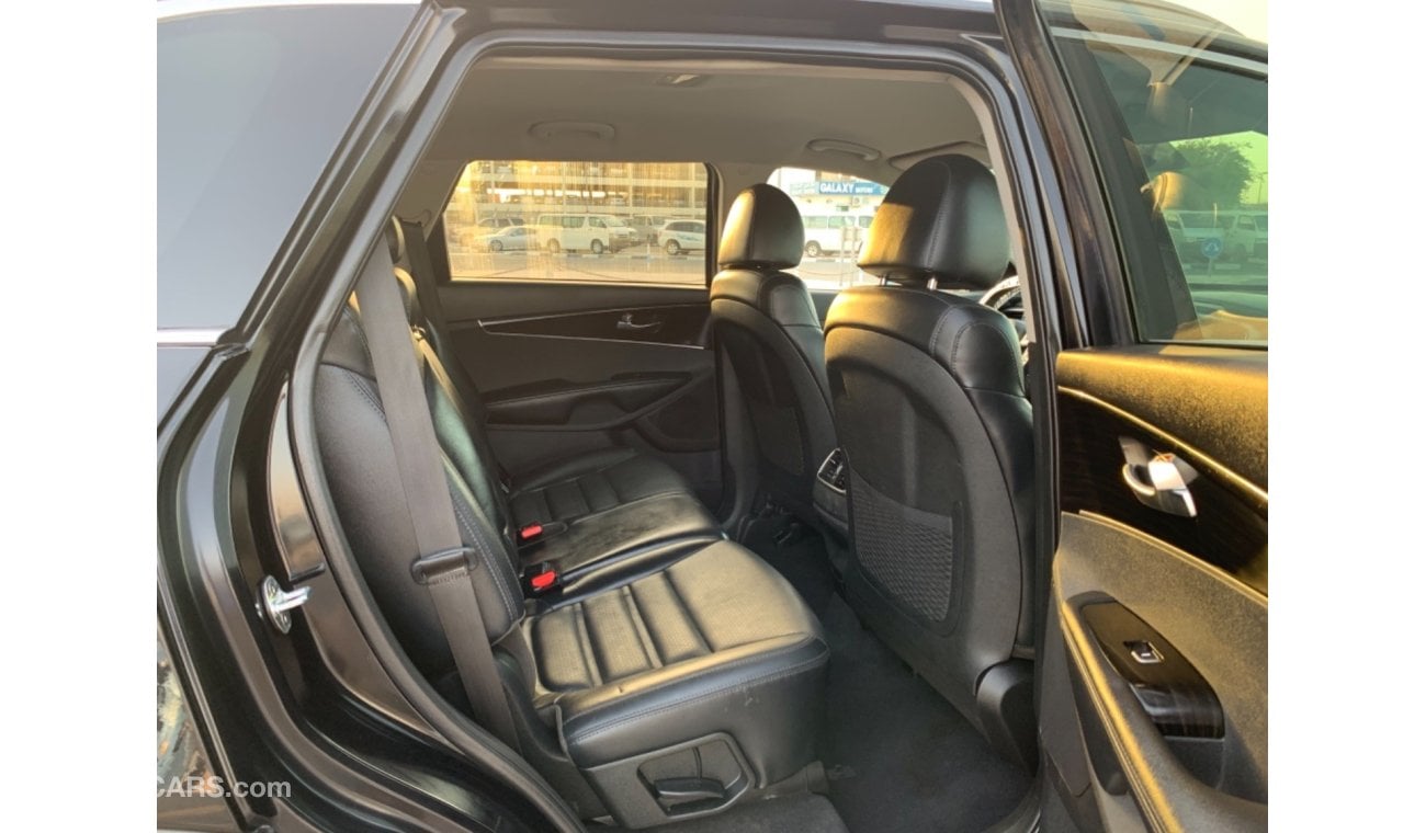 كيا سورينتو LIMITED EDITION 2.4L V4 2019 AMERICAN SPECIFICATION