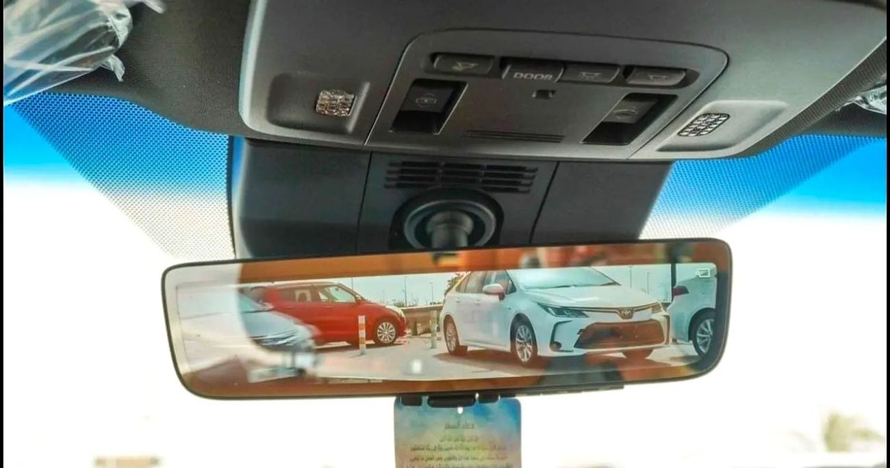 Toyota Camry LUMIERE HEV 2.5L HUBRID GCC SAUDI SPEC