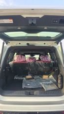 Toyota Land Cruiser VXR | GCC Specs | Brand