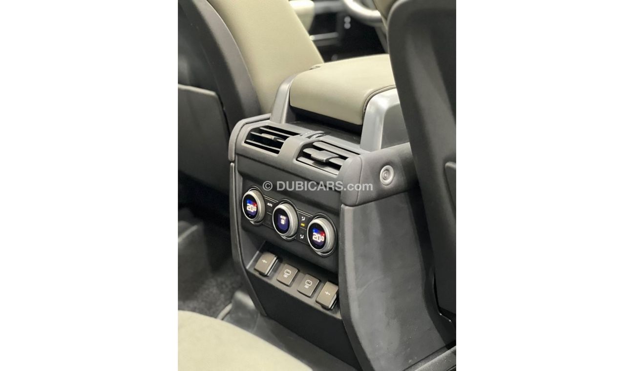 لاند روفر ديفندر 2021 Land Rover Defender P300 110 S, Feb 2026 Land Rover Warranty, Land Rover Service Pack, GCC
