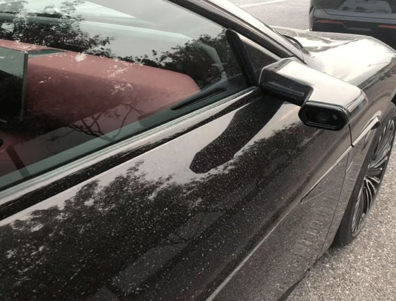 Avatr 12 ULTRA BATTERY & PETROL RANGE:1155 KM PER CHARGE HYDRAULIC 4WD BREMBO BRAKES