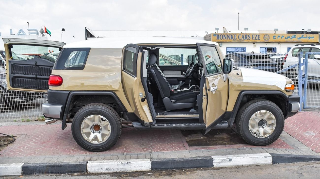 New Toyota FJ Cruiser 2023 for sale in Dubai - 700267