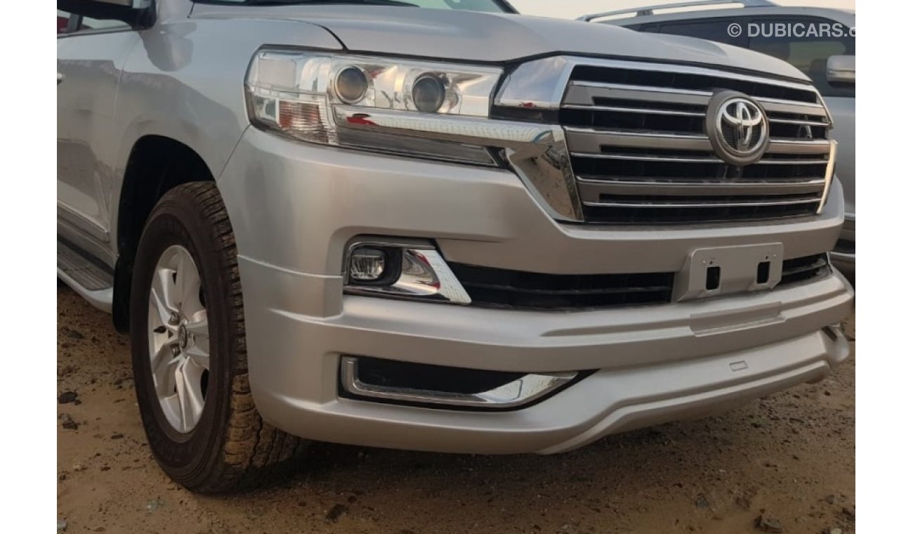 Toyota Land Cruiser DIESEL FULL OPTION 4.5L RIGHT HAND DRIVE