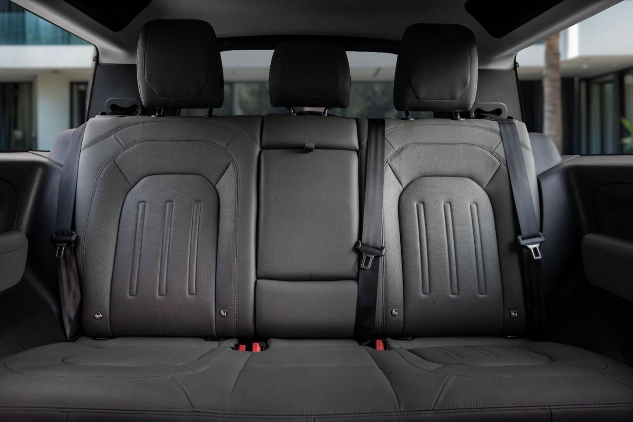 Land Rover Defender 90 SE | 5,287 P.M  | 0% Downpayment | Pristine Condition!