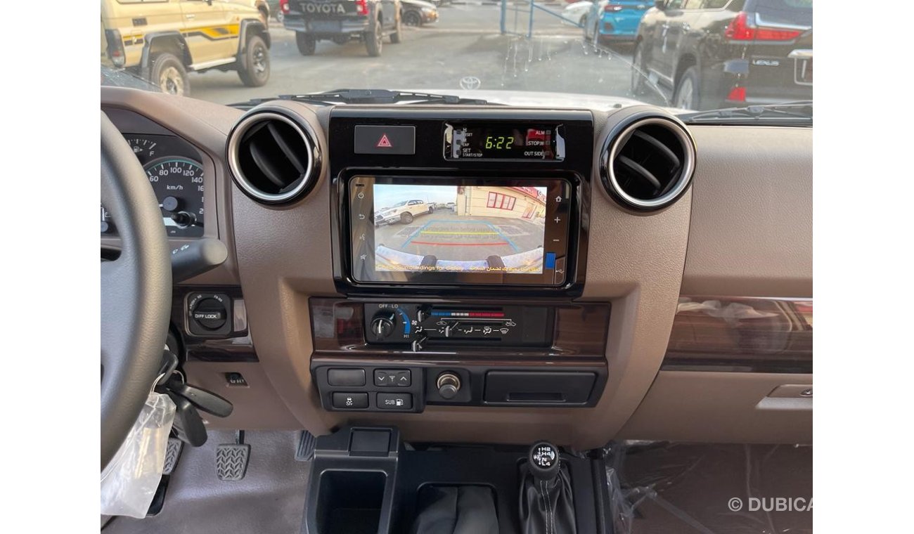 تويوتا لاند كروزر بيك آب Toyota Land Cruiser Pick up 4.0L Single Cabin full option (70th Anniversary) 2022YM