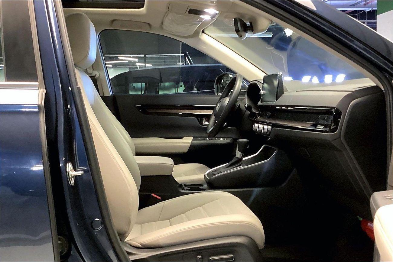 Honda CRV Touring | National Day Celebration | Guaranteed Warranty | 0 Down Payment