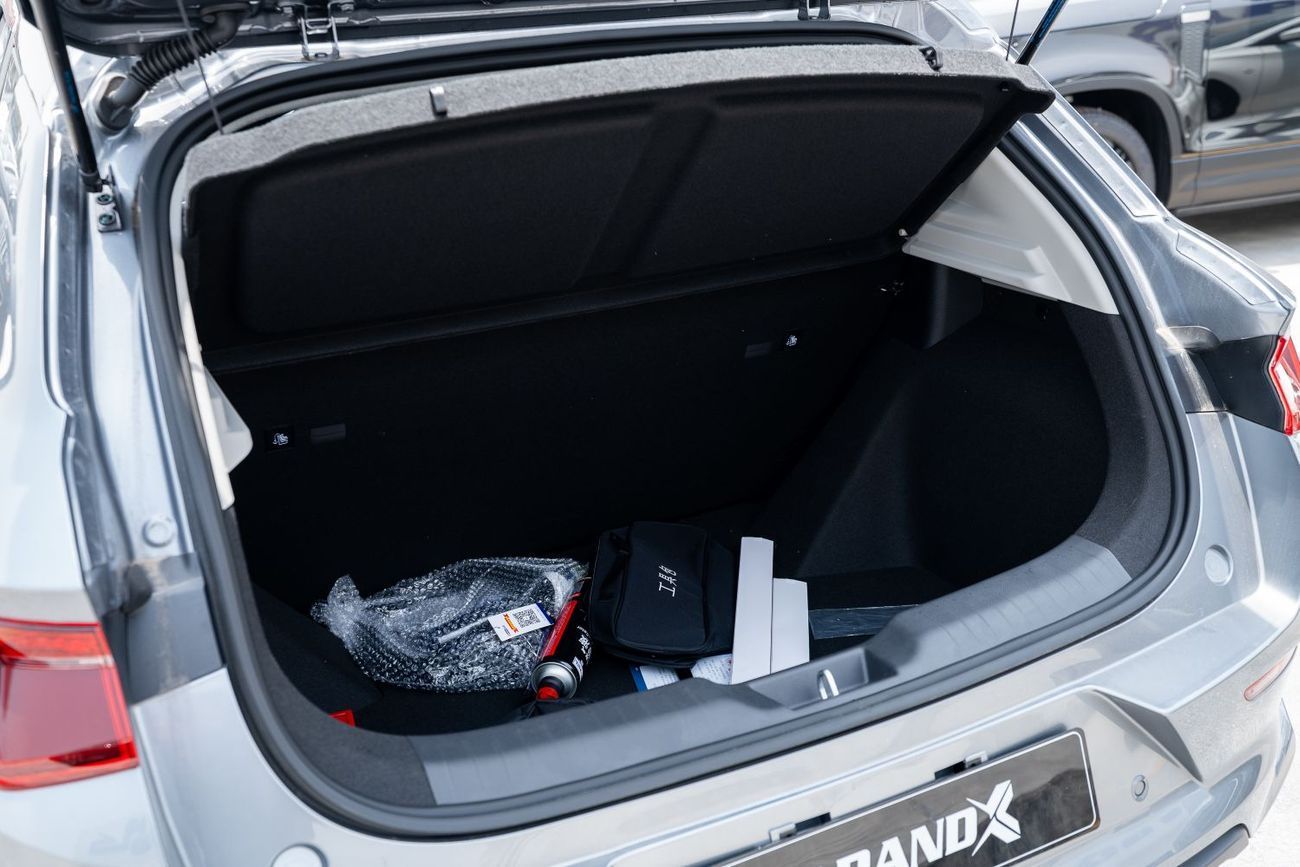 BYD e2 405 Luxury 2025