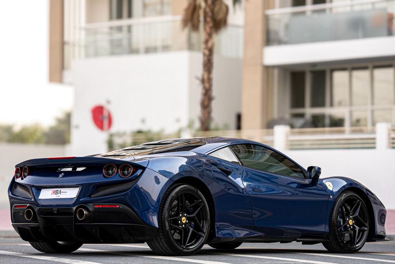 فيراري F8 تريبوتو 3.9T V8