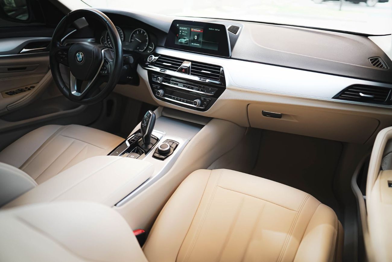 BMW 520i EXCLUSIVE