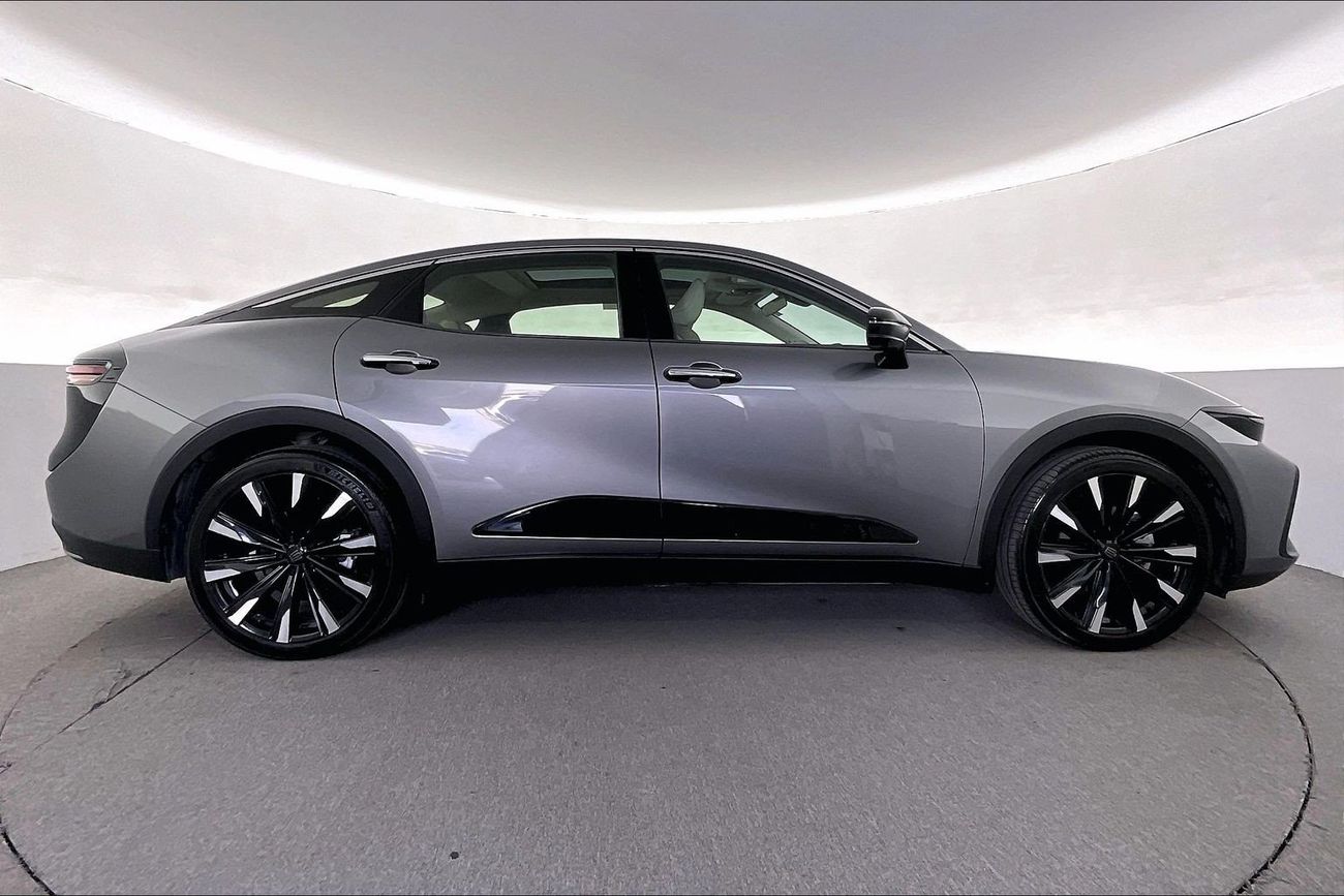 Toyota Crown Platinum | National Day Celebration | Guaranteed Warranty | 0 Down Payment