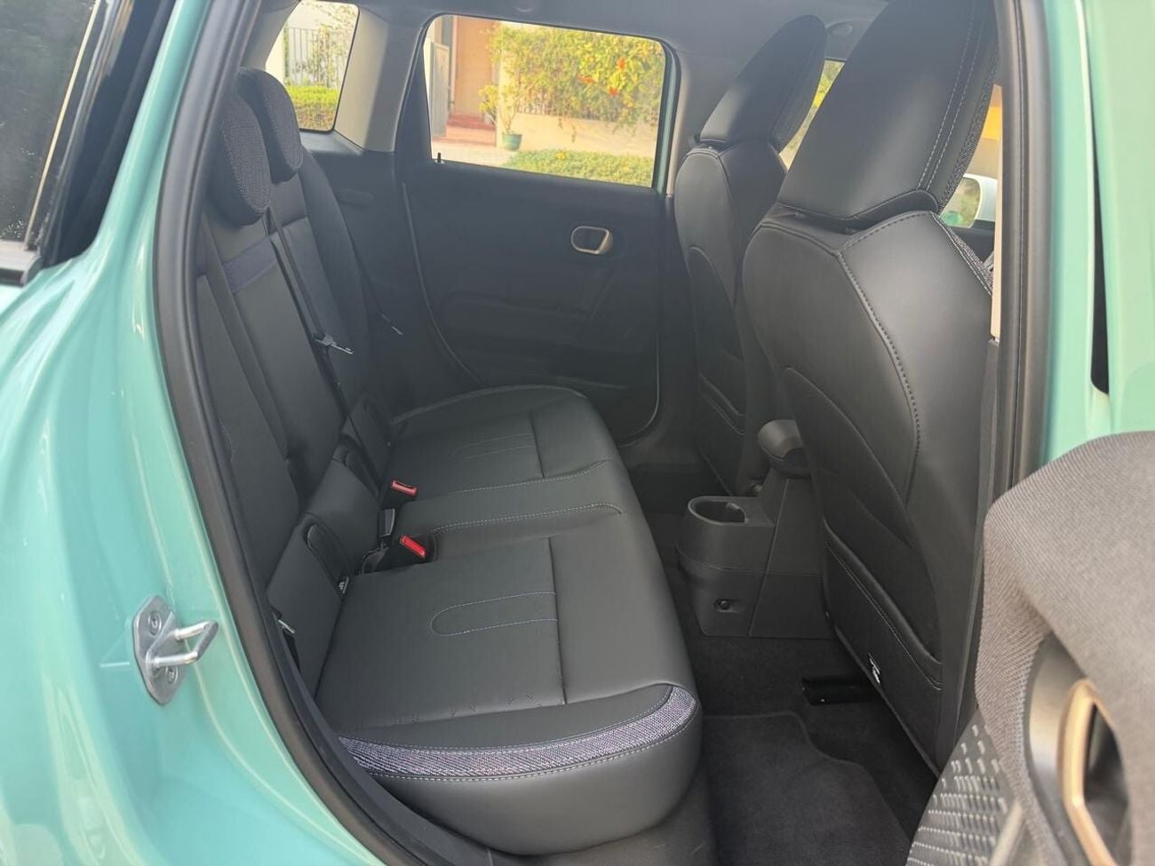 Mini Cooper C 2026 5-Door Ocean Wave Green with White Roof & Mirrors