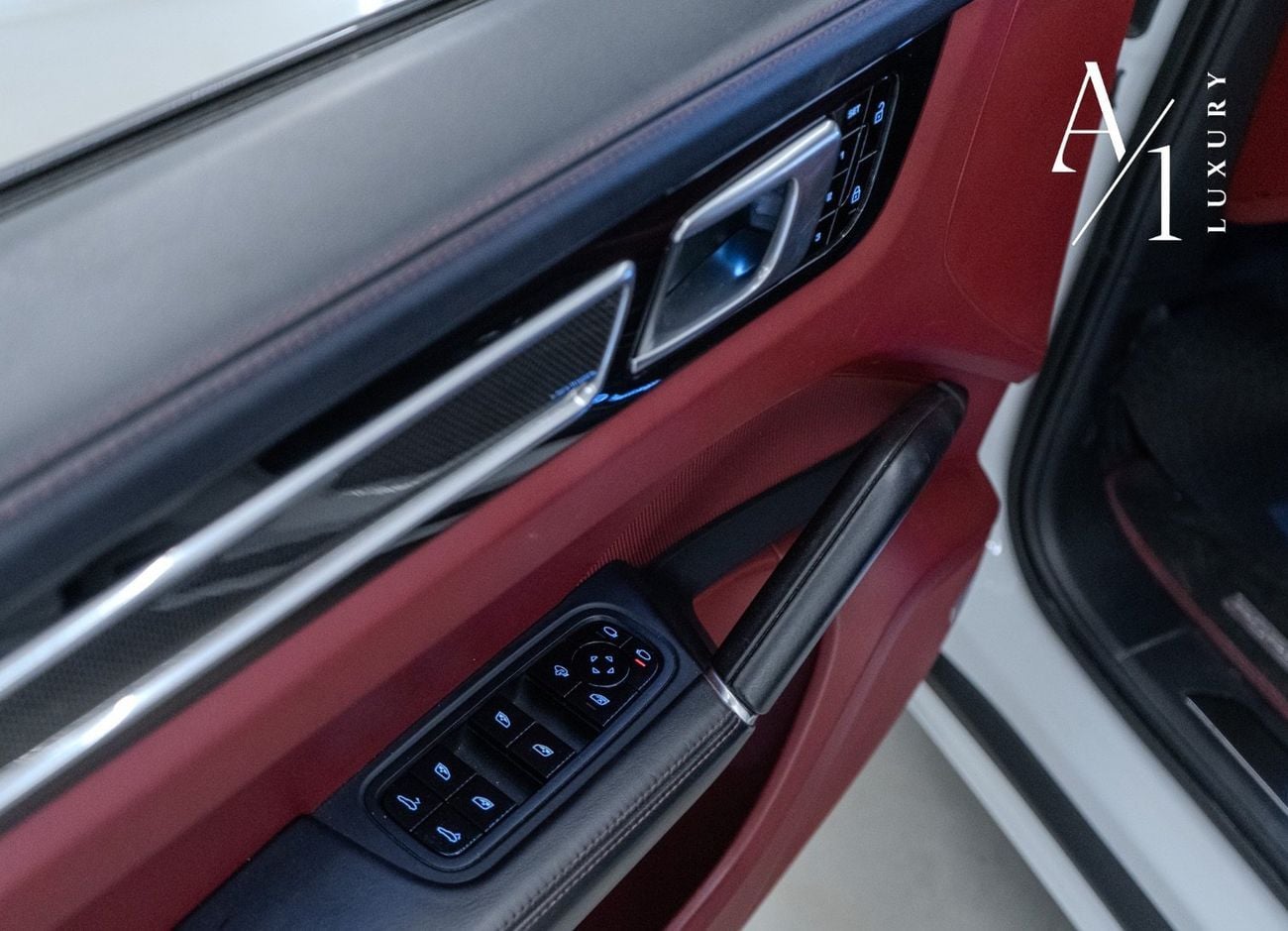 Porsche Cayenne 2021 Porsche Cayenne GTS , With Warranty, Excellent Condition, Fully Service History, GCC Spec