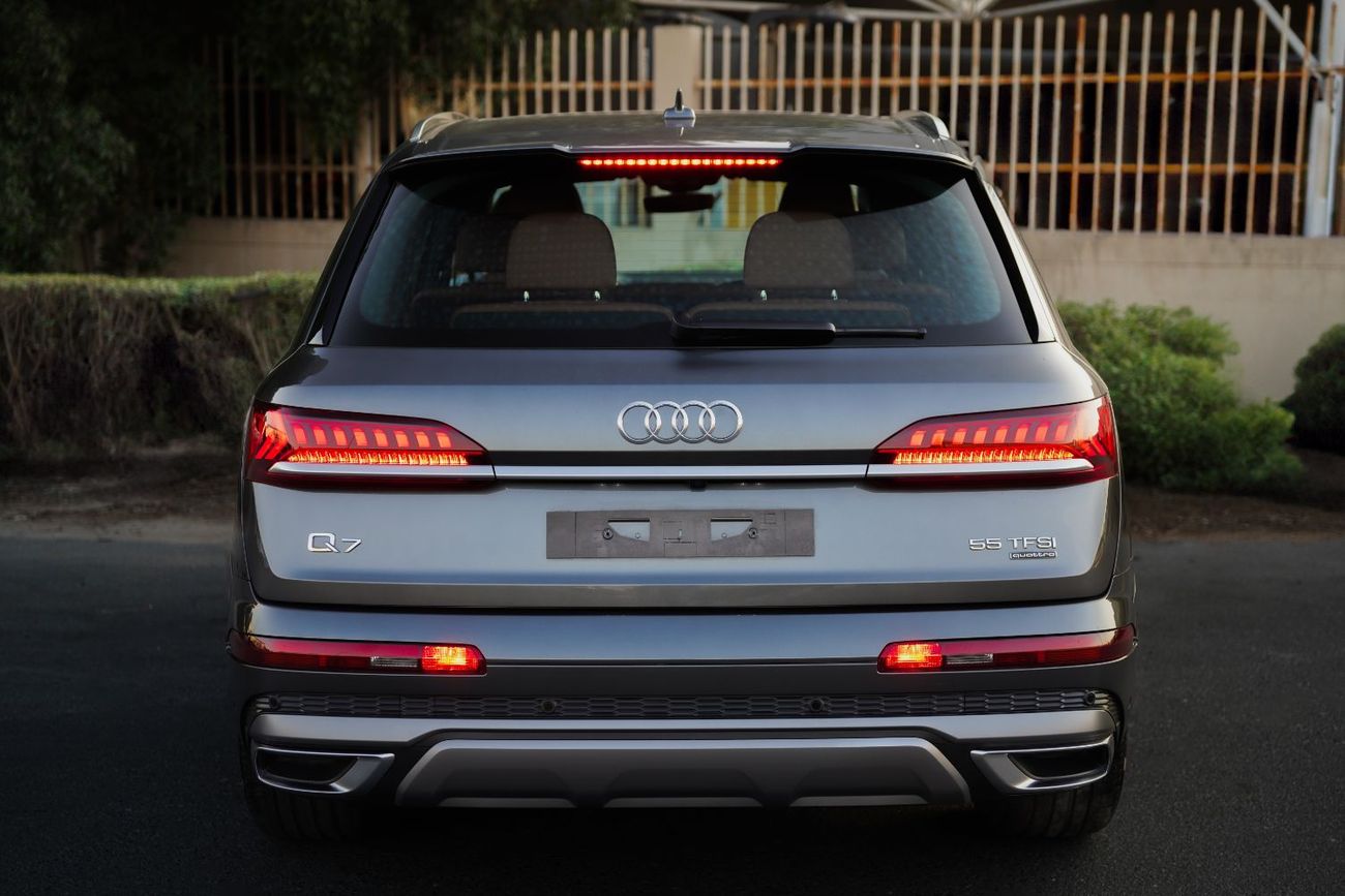 Audi Q7 55 TFSI quattro S-Line 3.0L
