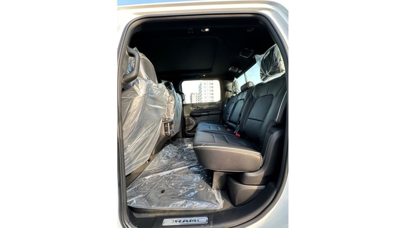 RAM 1500 5.7L PETROL V8 LIMITED AUTOMATIC TRANSMISSION