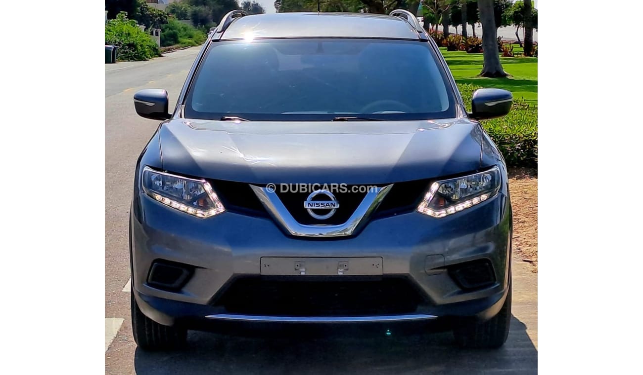 Used Nissan XTrail 2017 2.5L GCC (780/MONTHLY) 7 SEATER 2017 for sale