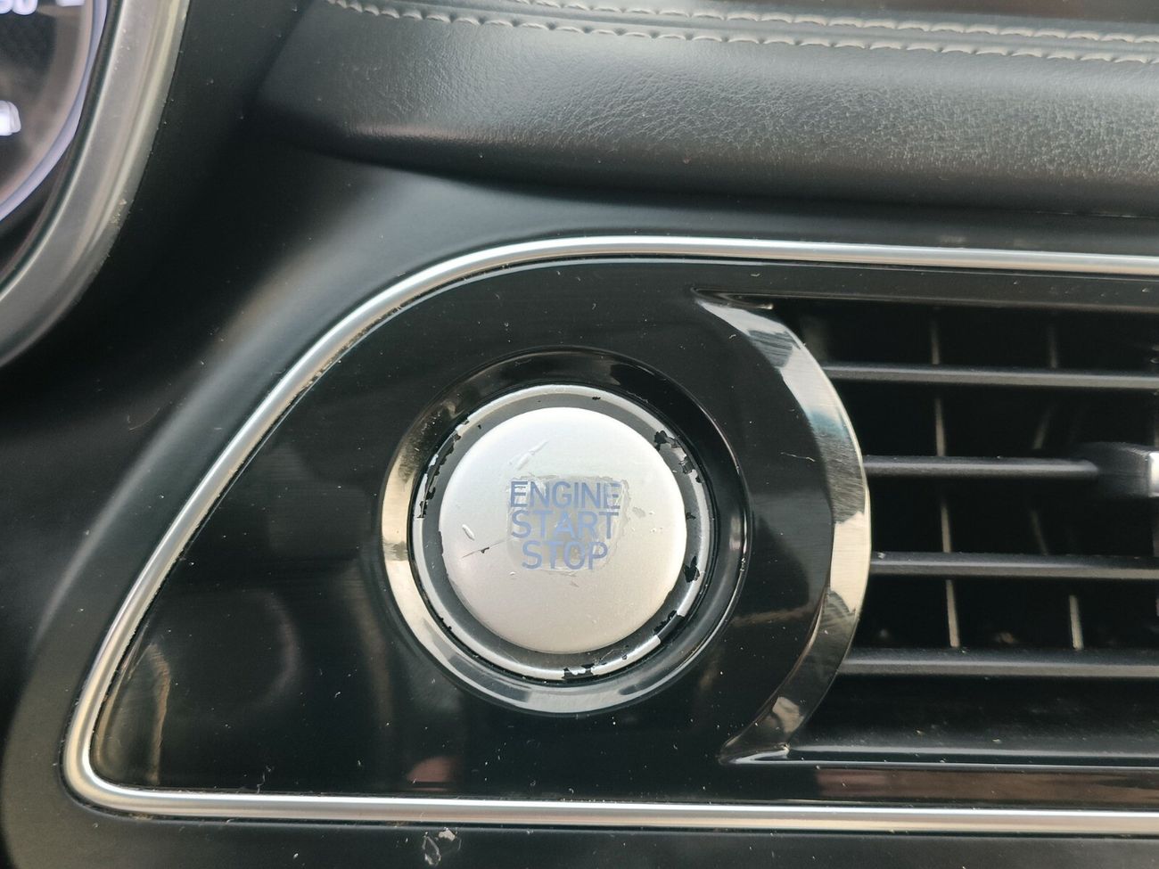 Genesis G70 / SUNROOF/ LEATHER/ TRIP TONIC/ FULL OPT/ 1040 MONTHLY / LOT#72947