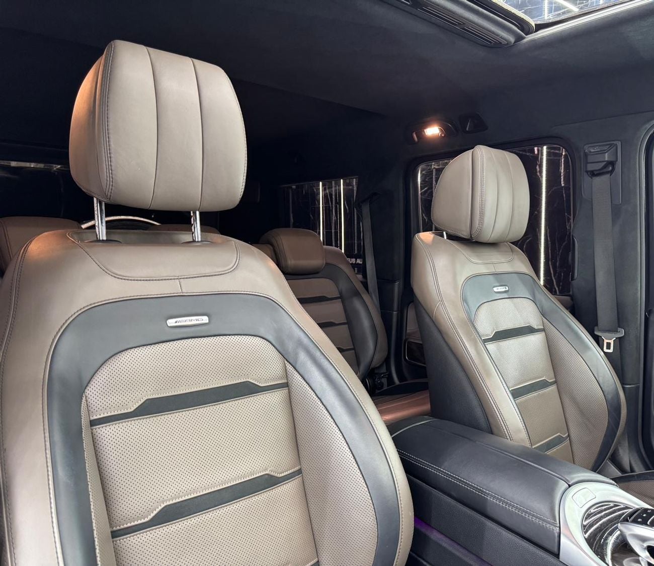 Mercedes-Benz G 63 AMG Std 4.0L