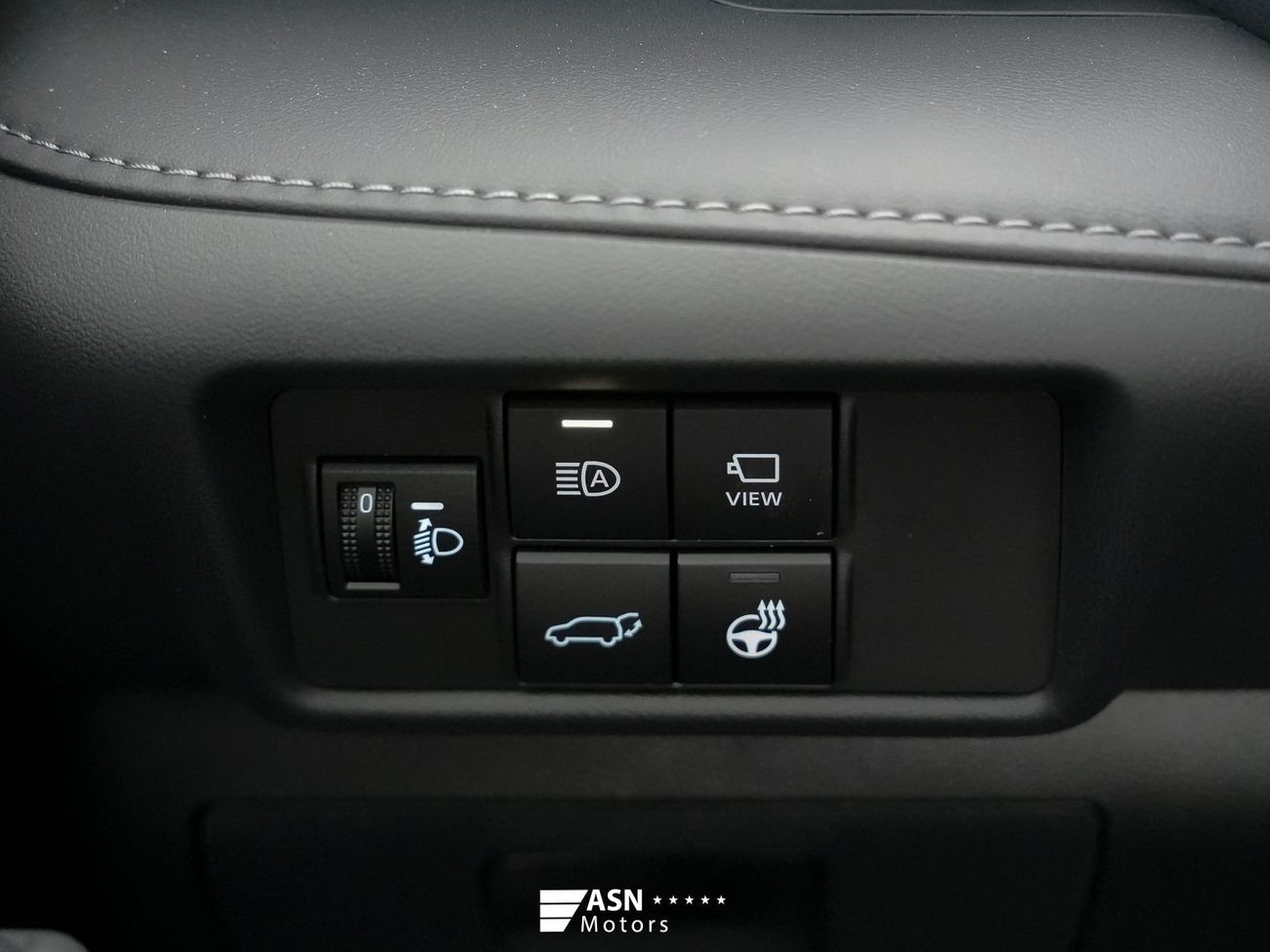 تويوتا هايلاندر 2.5L Hybrid AWD Extreme Edition 7 Seats 2025 (Export Price)