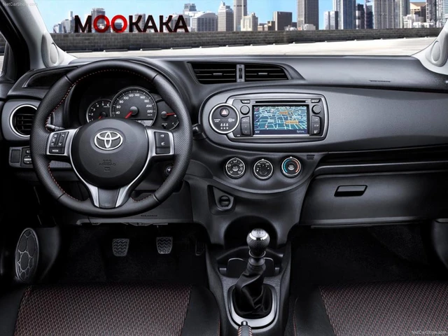 Toyota Vitz interior - Cockpit
