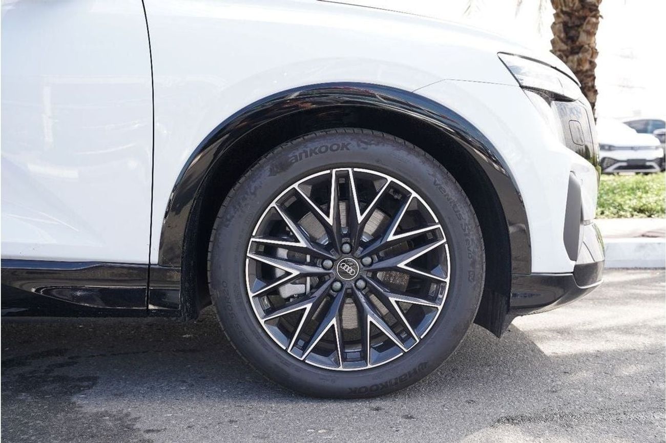 Audi Q5 2024 AUDI Q5 40 e-tron RWD 7-Seaters  0Km