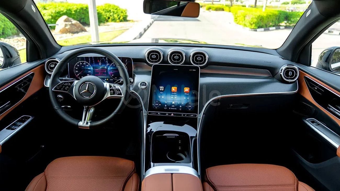 Mercedes Benz GLC200 STANDARD