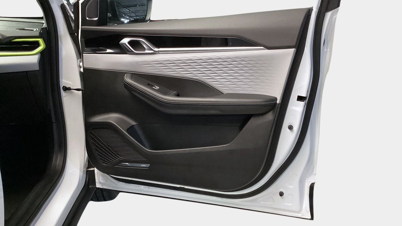 Geely Coolray GL | upto AED 20,000 Ramadan Discount | Guaranteed Warranty | 0 Down Payment