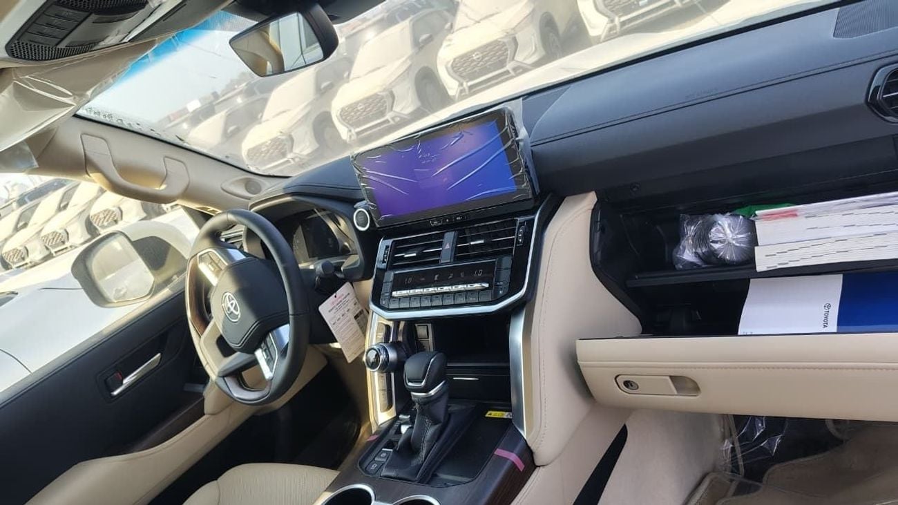 Toyota Land Cruiser GXR Toyota Land Cruiser GXR 3.5 Petrol AT With RADAR and JBL Full Option 2026  GCC SPECS