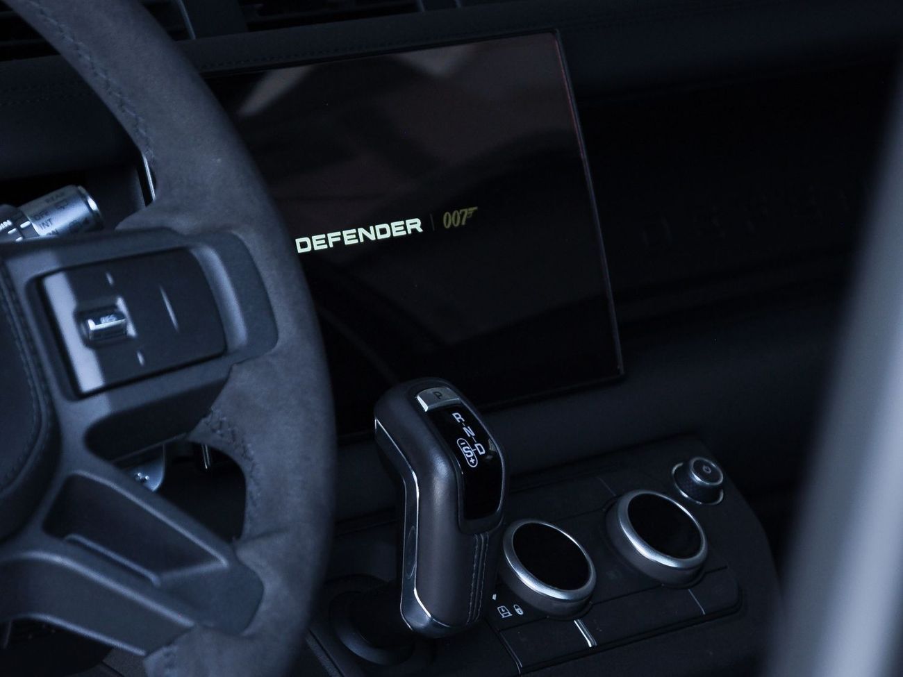 لاند روفر ديفندر