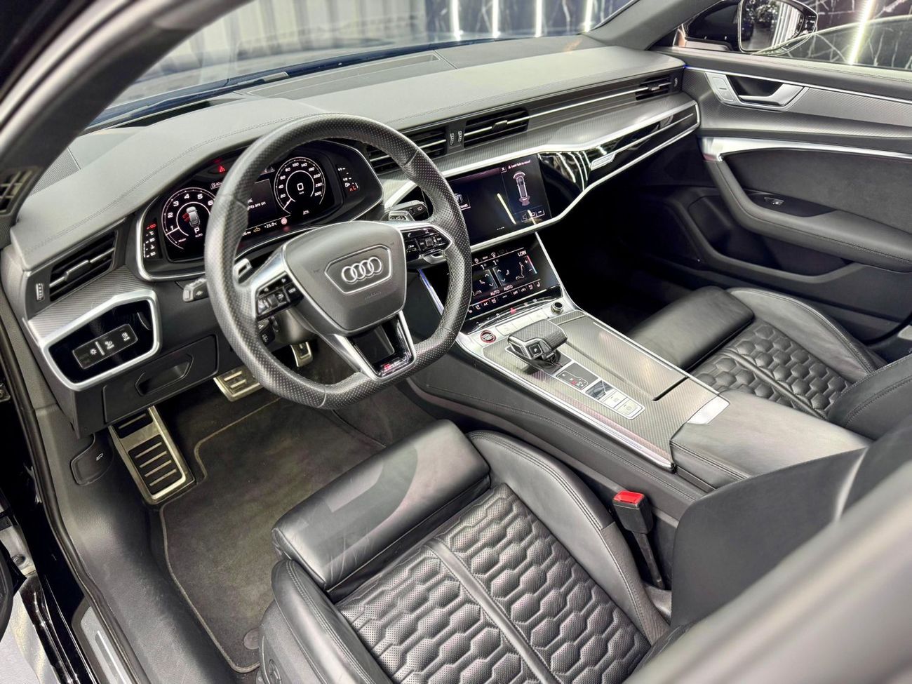 Audi RS6 2023 Audi RS6 Quattro Sportback, Warranty, Fully Loaded, Low Kms, Carbon Fiber Package, 600HP