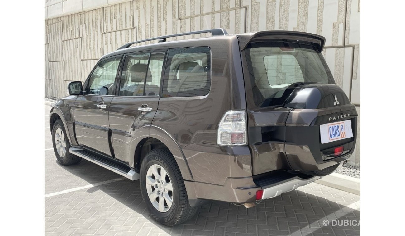 Mitsubishi Pajero V6 GLS 3.0L | GCC | FREE 2 YEAR WARRANTY | FREE REGISTRATION | 1 YEAR COMPREHENSIVE INSURANCE