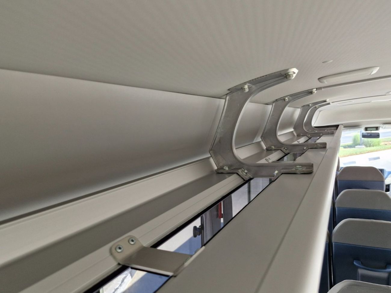 تويوتا كوستر 