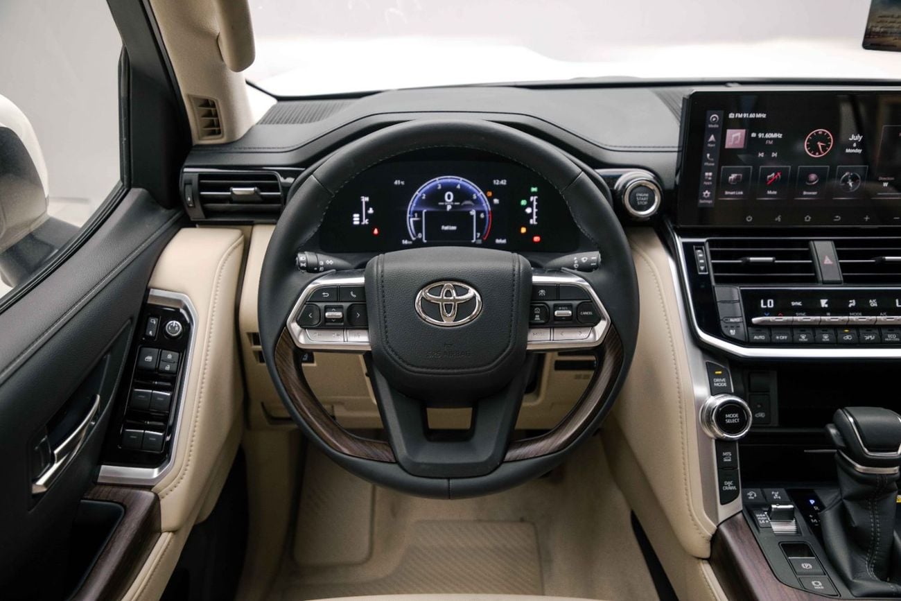 تويوتا لاند كروزر GXR 3.5L - White Inside Beige | Export Only