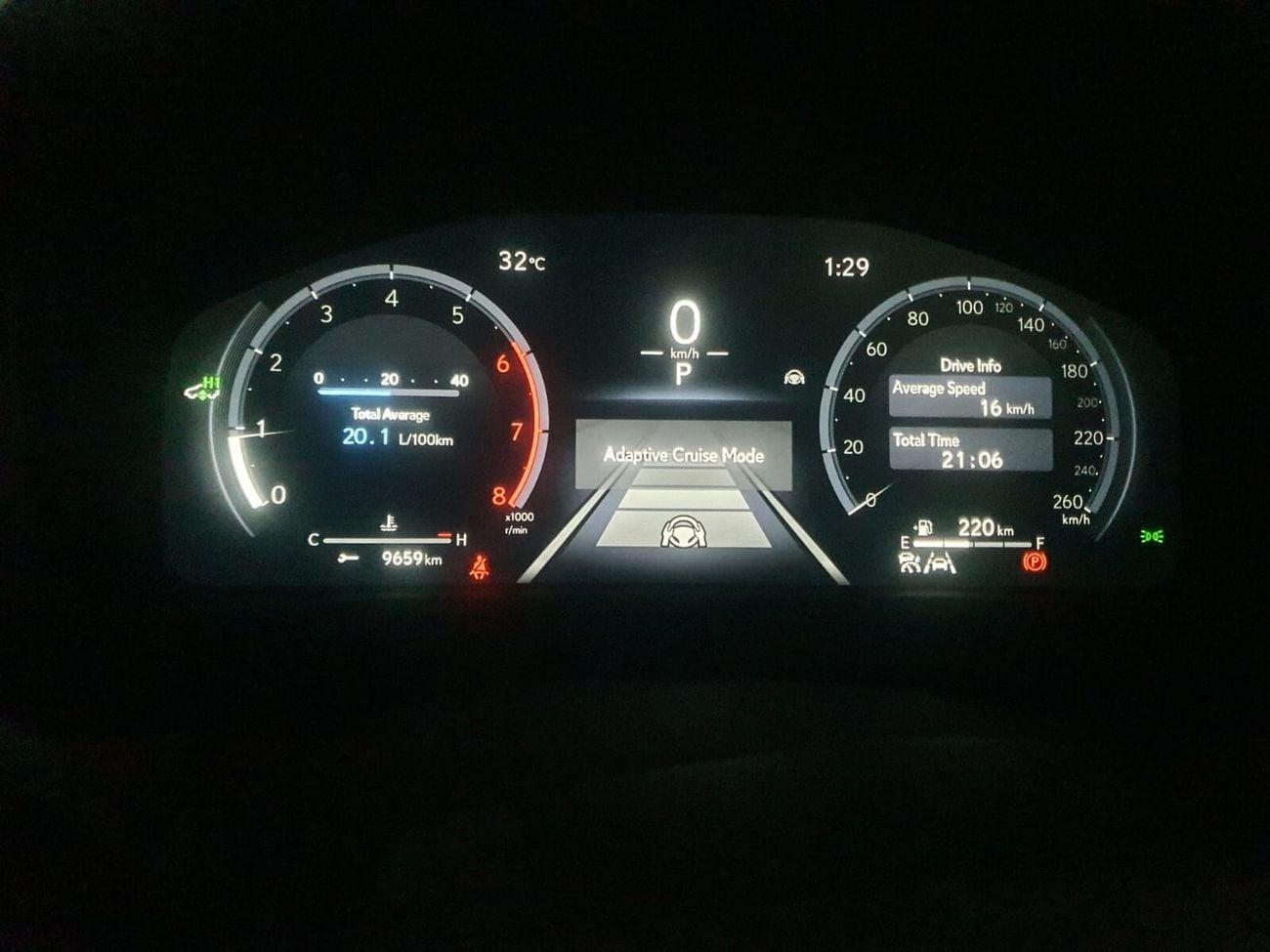 لكزس LX 600 SIGNATURE