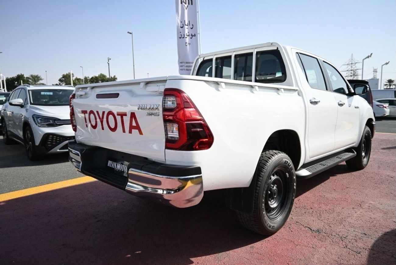 Toyota Hilux Toyota Hilux 2.4L Diesel, 4WD, D/C Pickup, 4 Doors, Manual Transmission, Automatic Window, Four Whee