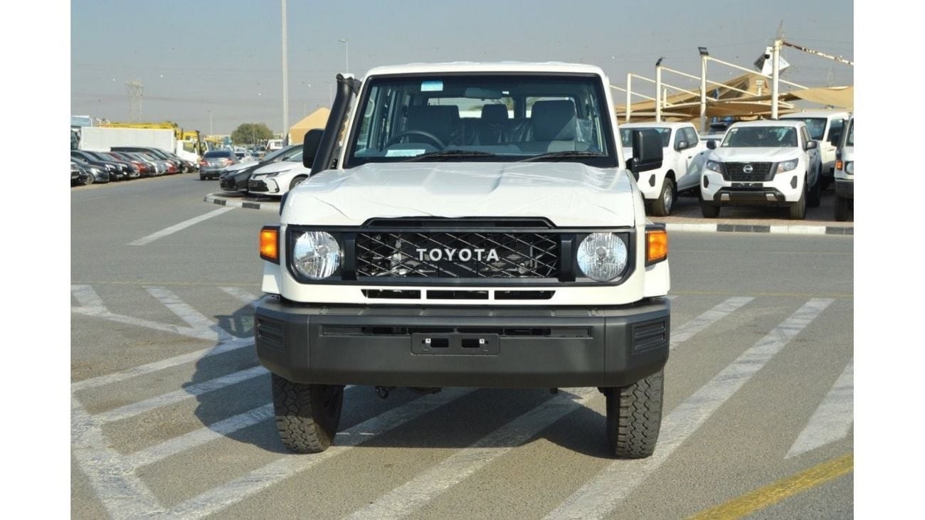 تويوتا لاند كروزر 70 Full option clean